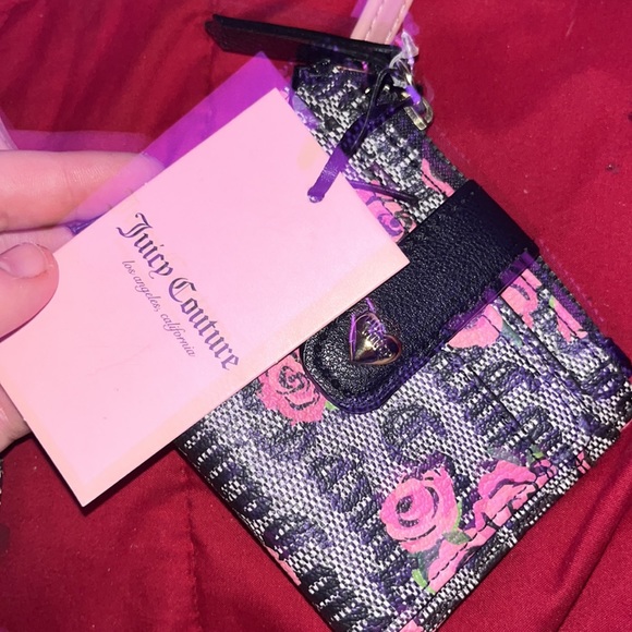 Juicy couture bundle❤️💘 - Picture 11 of 16